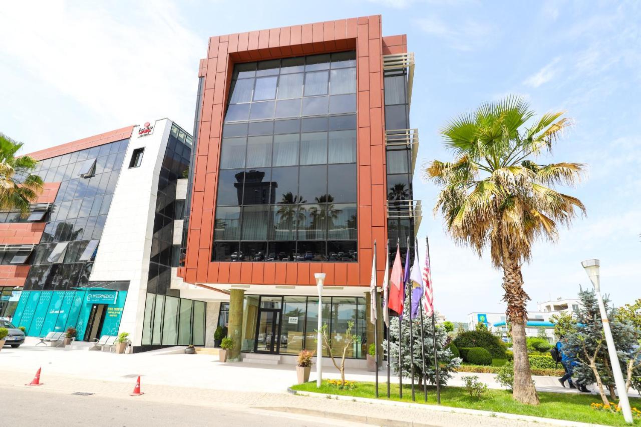 普里米尔阿尔克贝斯特韦斯特酒店 地拉那 外观 照片